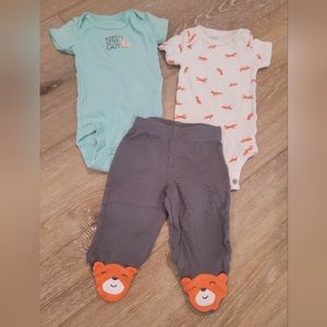 Newborn fox three piece
